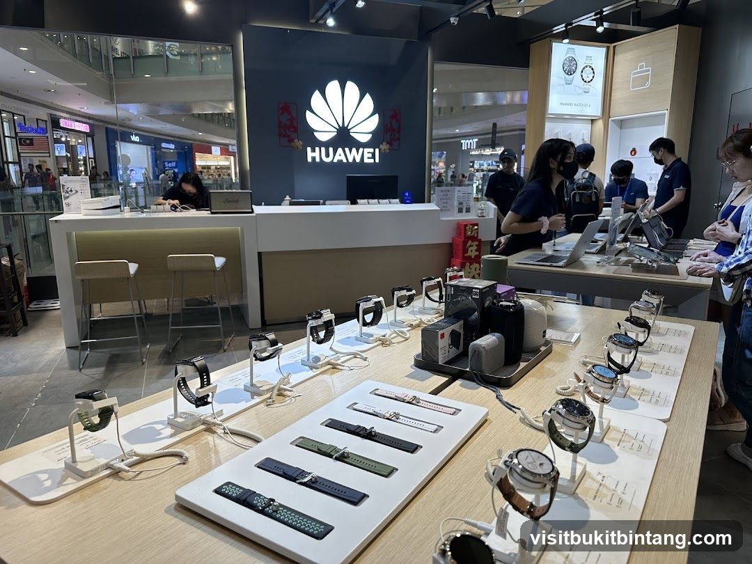 Huawei Store Interior