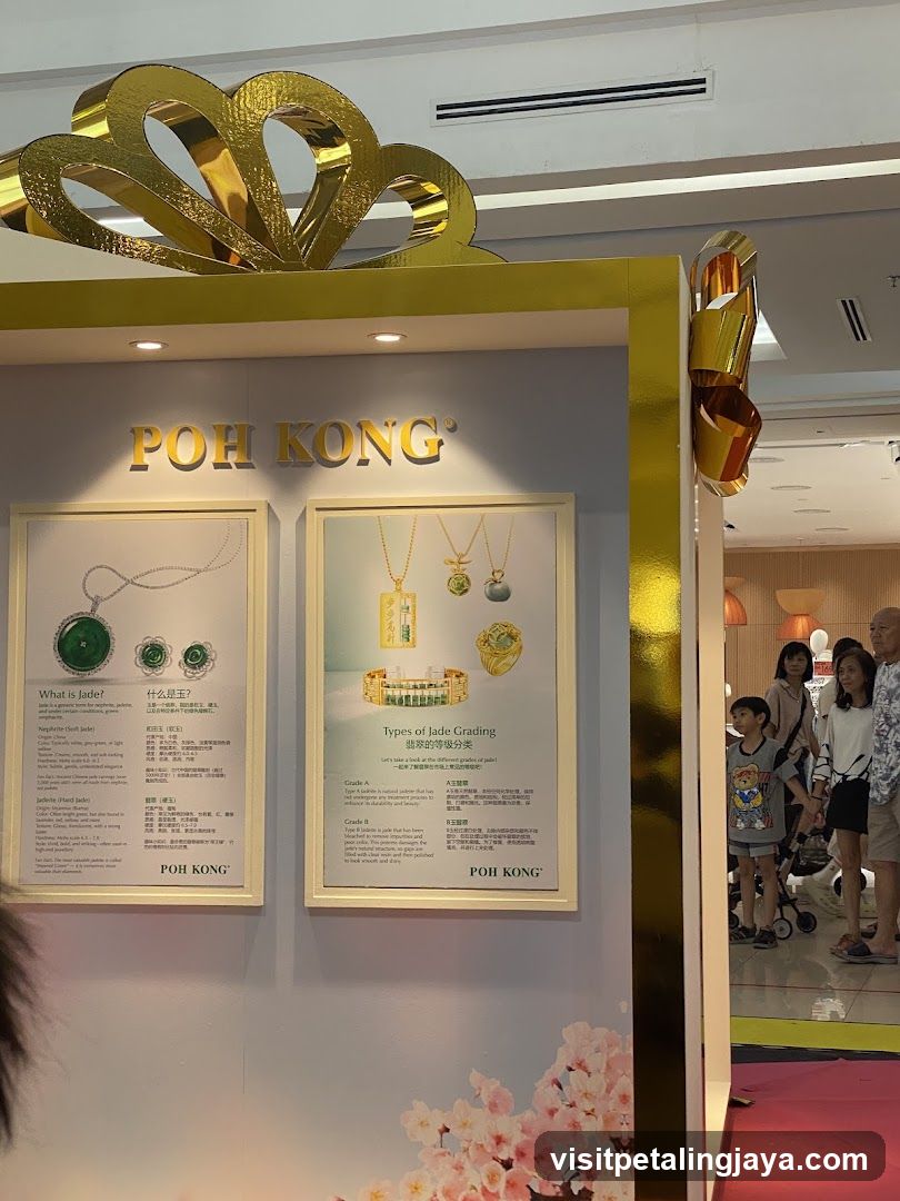 POH KONG Jade Display