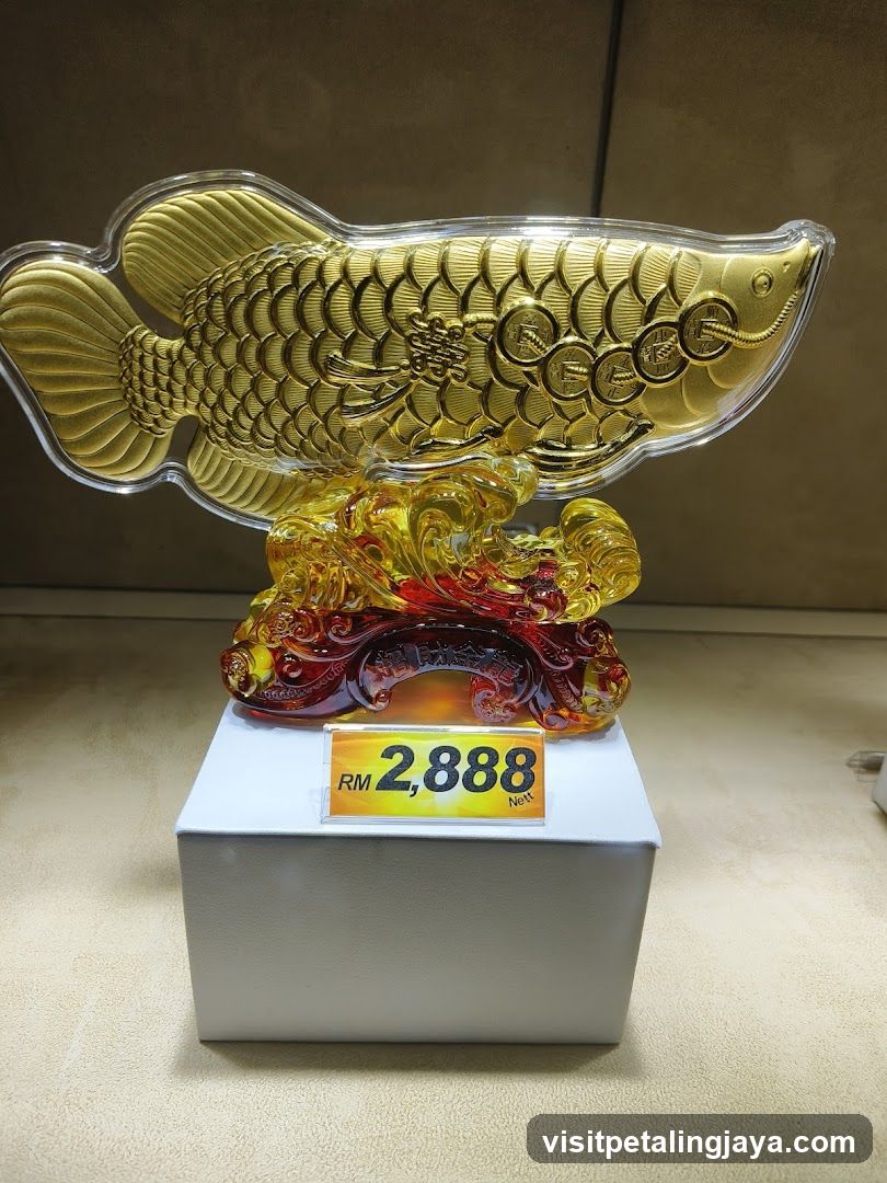 Golden Fish Ornament Display