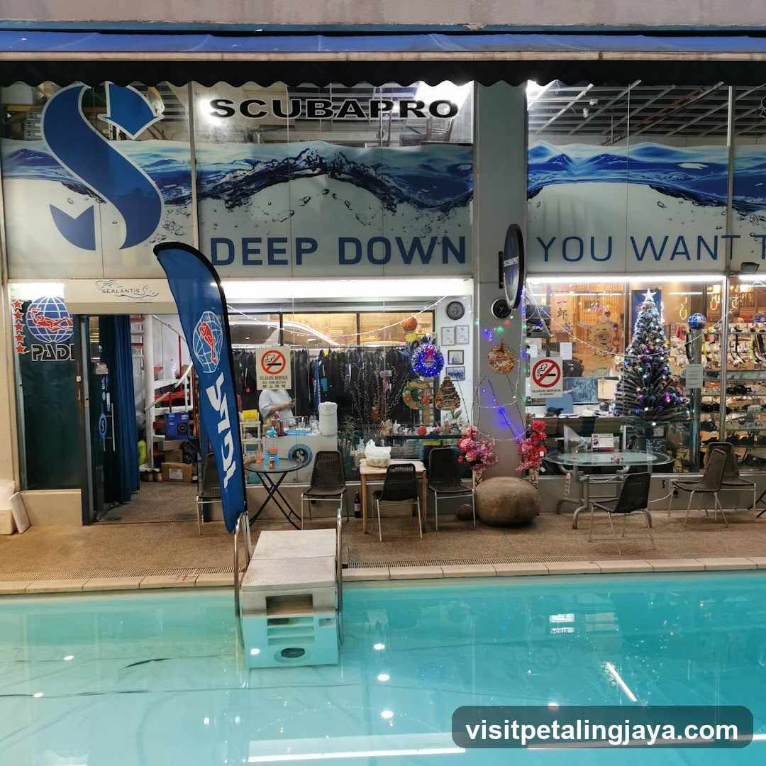 Scubapro Storefront with Pool