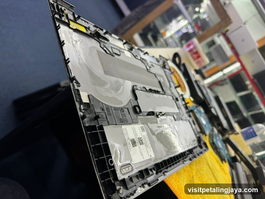 Laptop Repair Shop Interior