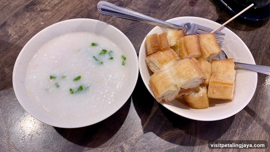 Congee and Fried Dough Stick