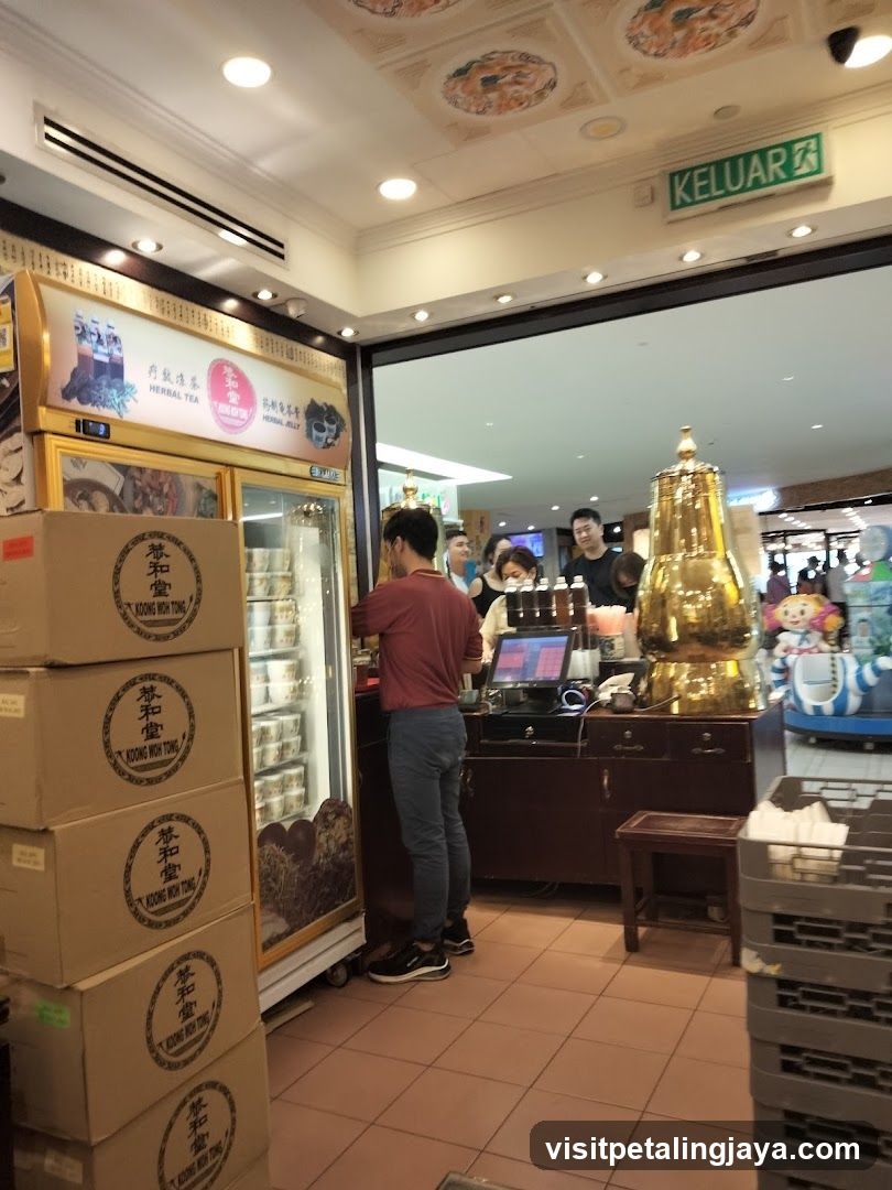 Kung Heong Tea Shop Interior