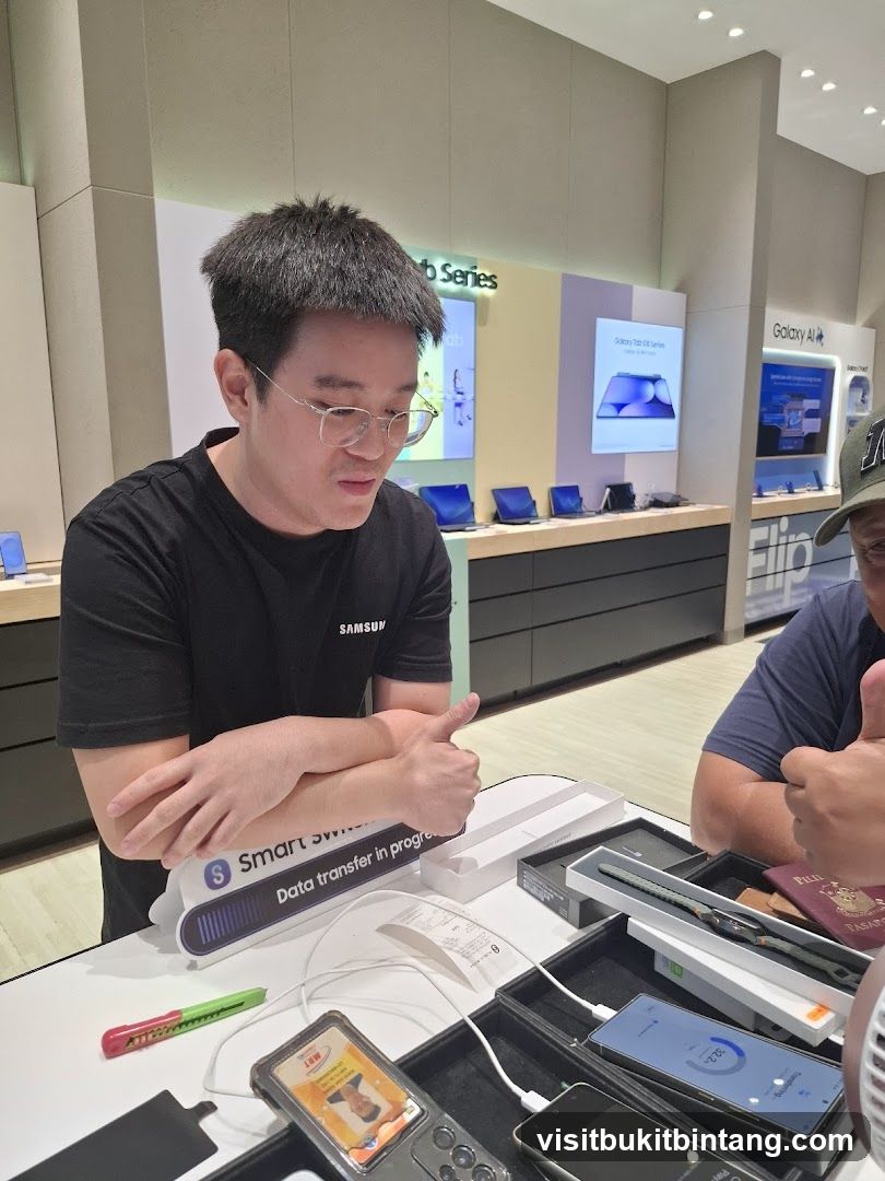 Samsung Store Display