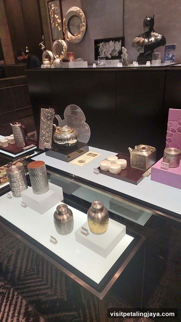Tea Set Display