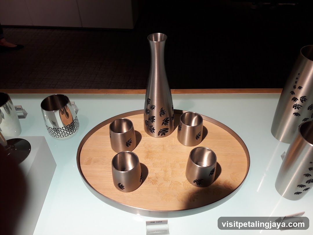 Metalware Set Display