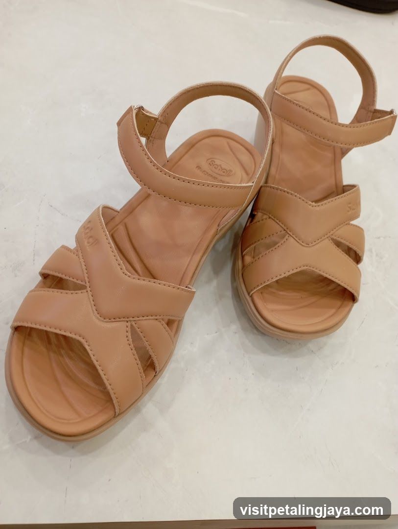 Scholl & Santa Footwear - One Utama