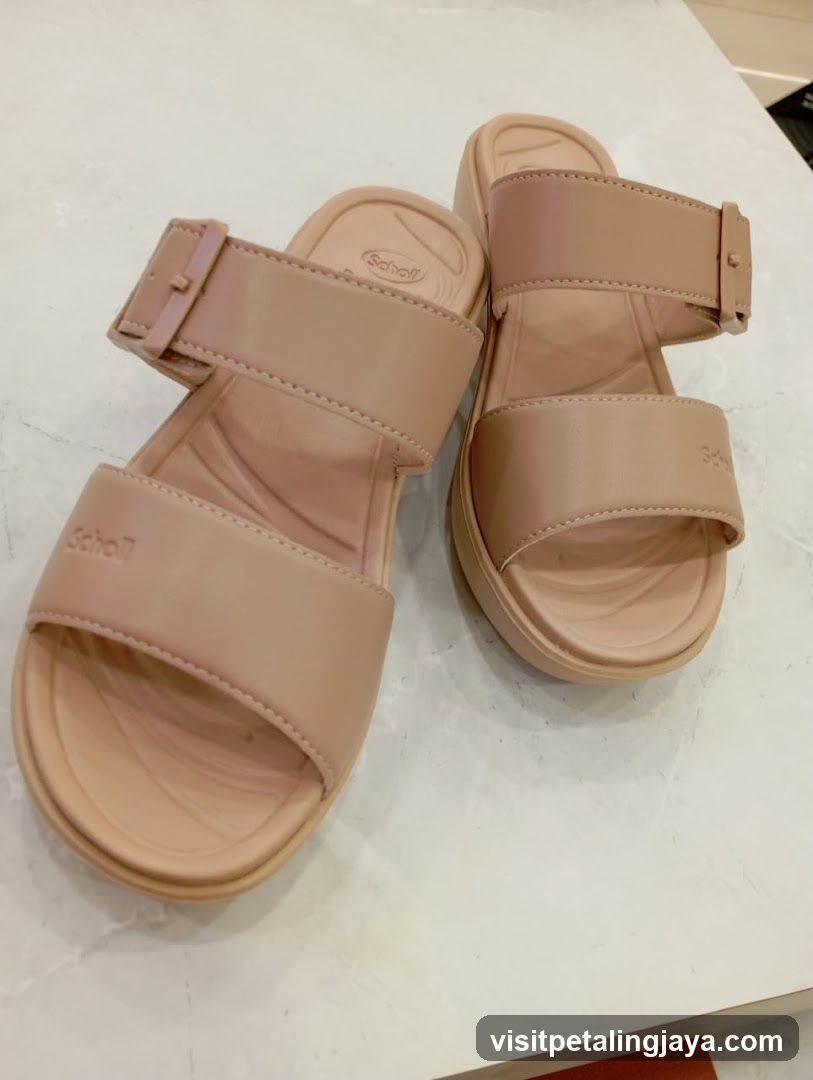 Schooll Sandals