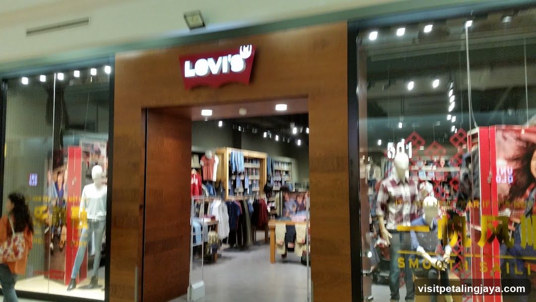 Levi's G105, Centre Court, 1 Utama Shopping Centre,