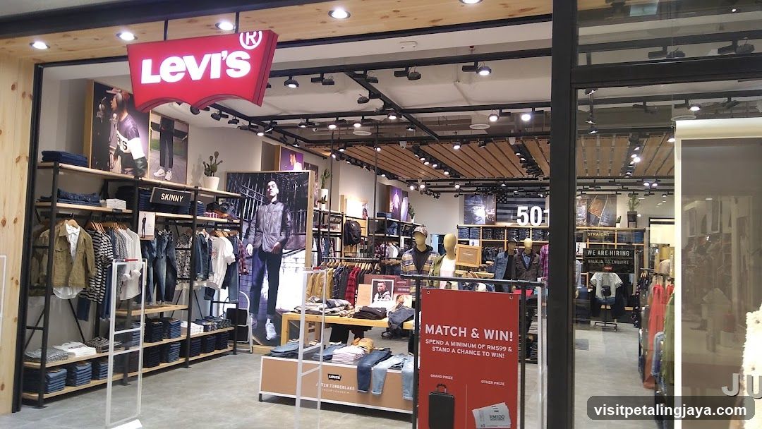 Levi's Storefront