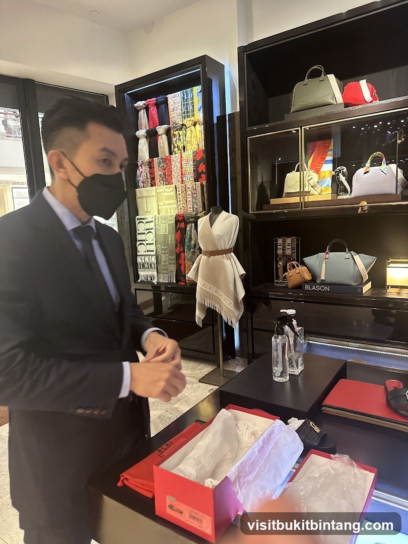 Luxury Store Display