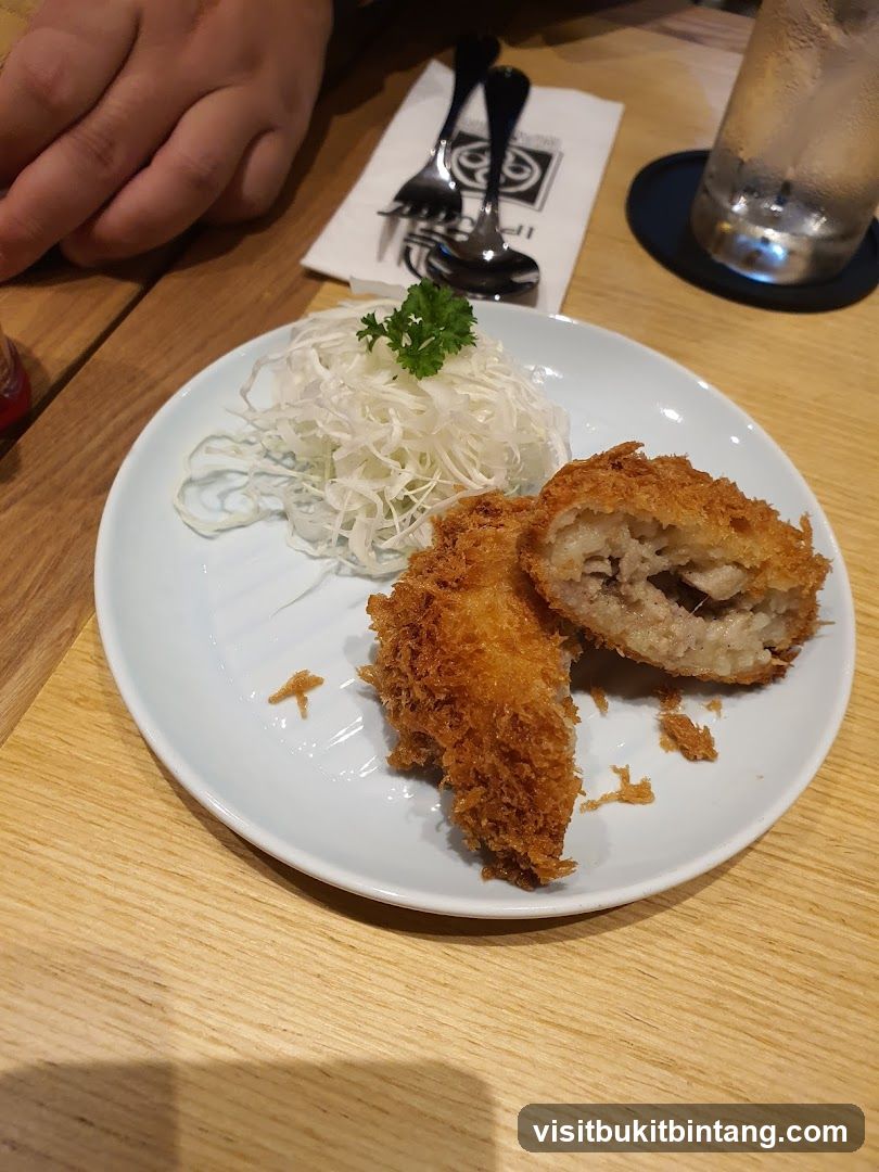 Fried Cutlet with Shredded Cabbage