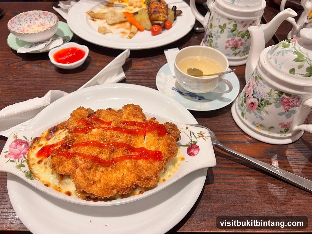 Baked Chicken Dish with Ketchup and Tea
