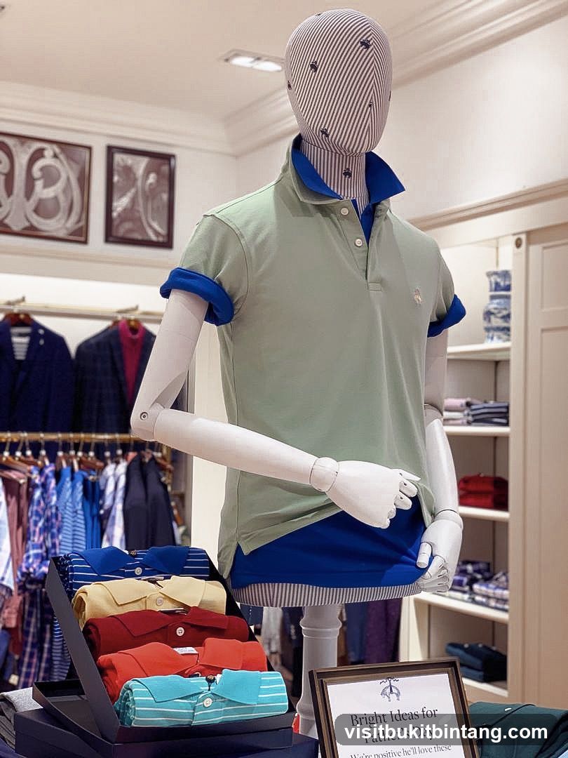 Mannequin in a clothing store