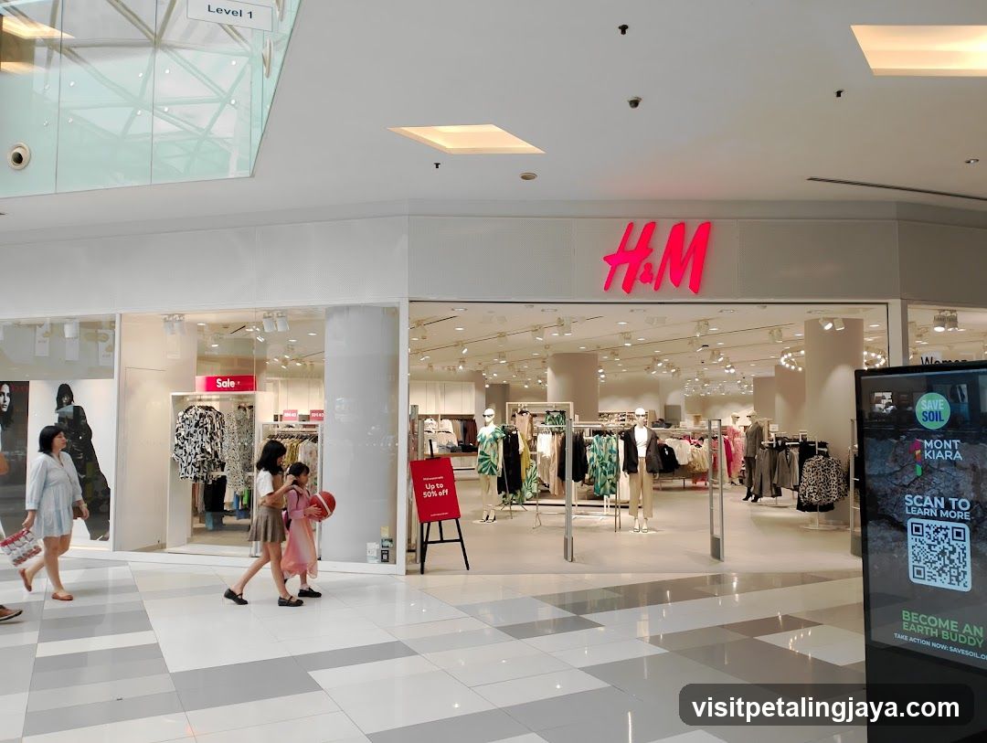 H&M Storefront in Mall