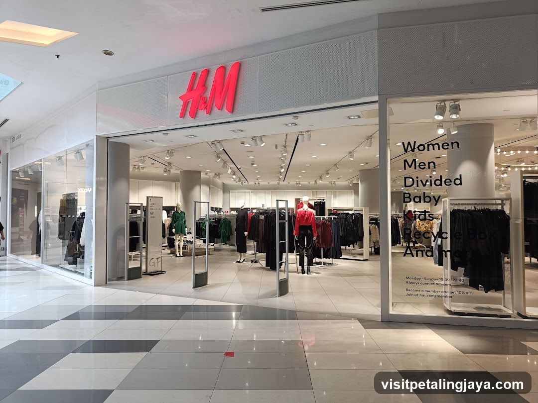 H&M Storefront in Mall
