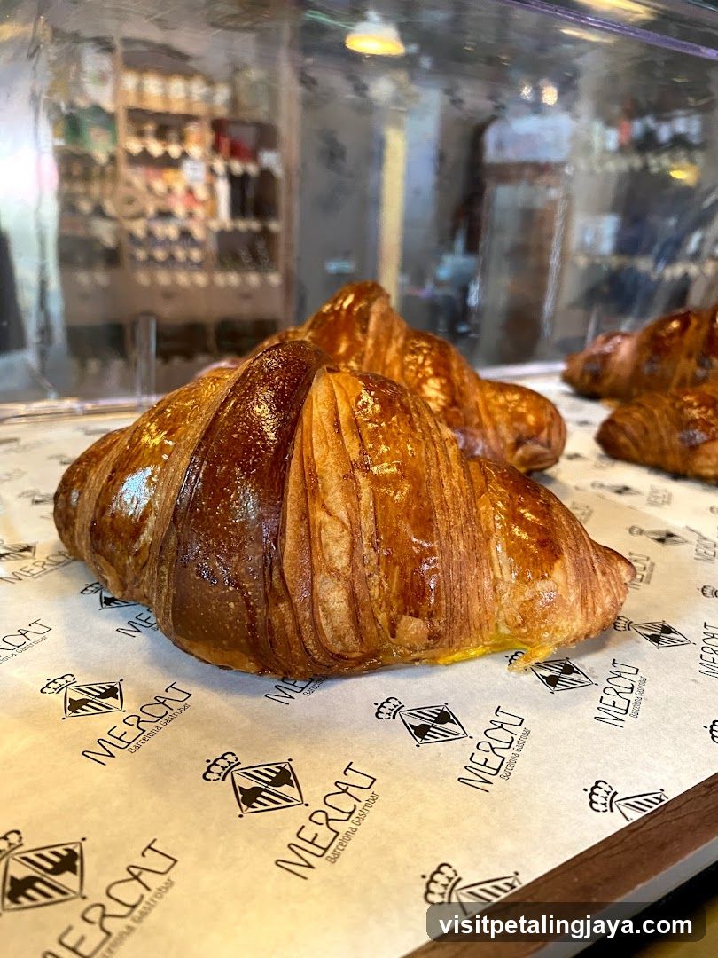 Croissants Display