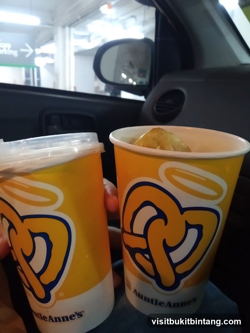 Auntie Anne's Cups
