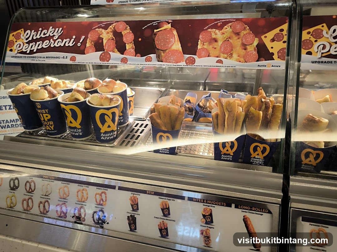 Auntie Anne's Pretzel Display