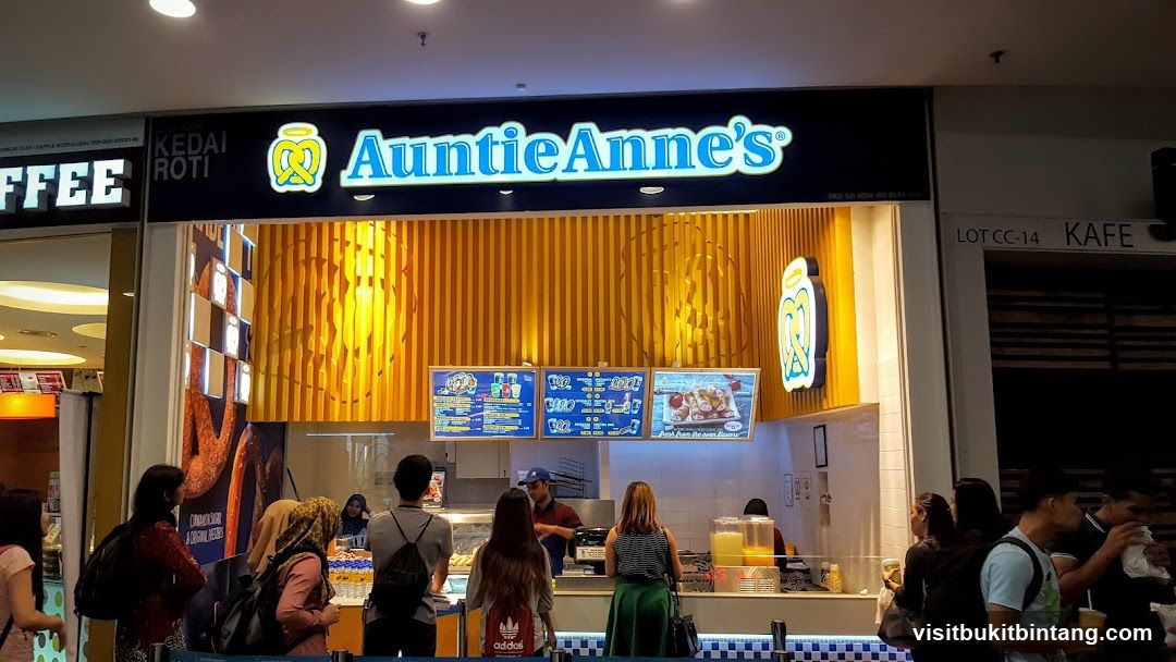 Auntie Anne's @ Mid Valley Megamall