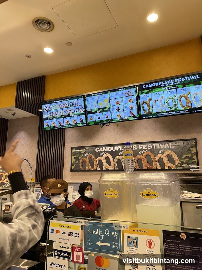 Auntie Anne's Camouflage Festival