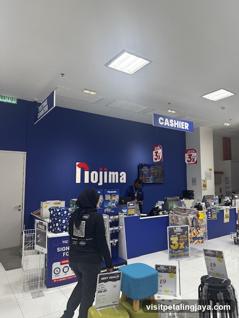Nojima Store Interior