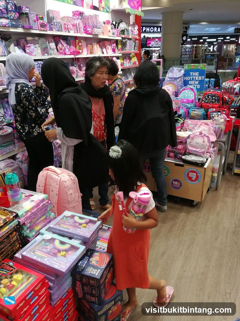 Children's stationery and accessories store