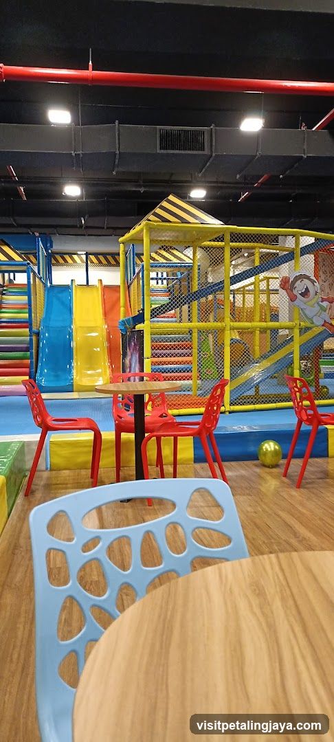 Indoor Play Area with Seating