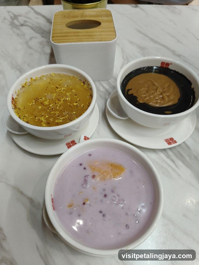 Dessert and Tea Set