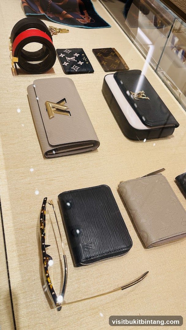 Luxury Accessories Display