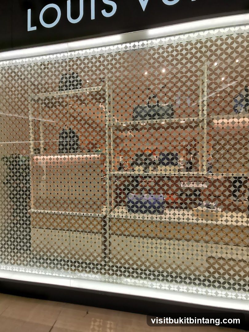 Louis Vuitton Storefront