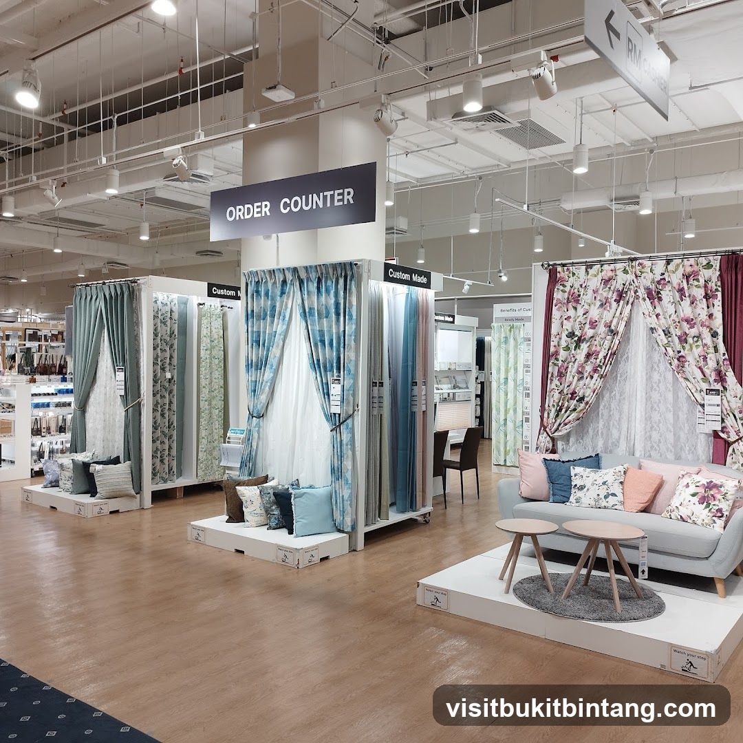 Curtain and Home Decor Display