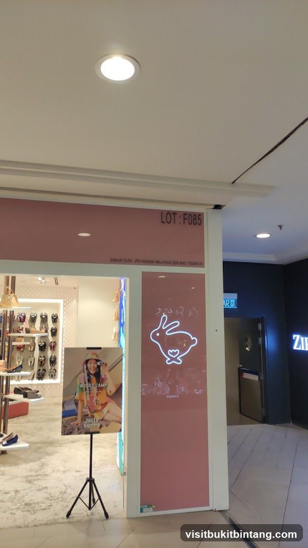 Levi's Mid Valley Megamall, Kuala Lumpur.