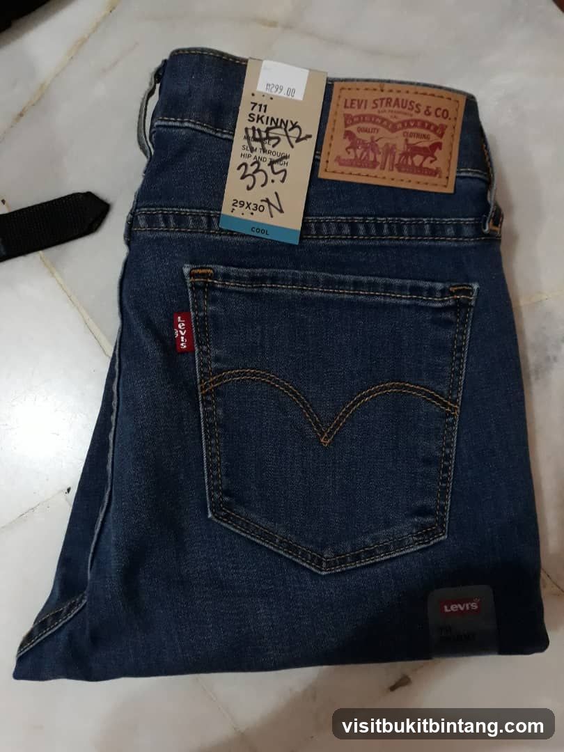 Levi's Jeans