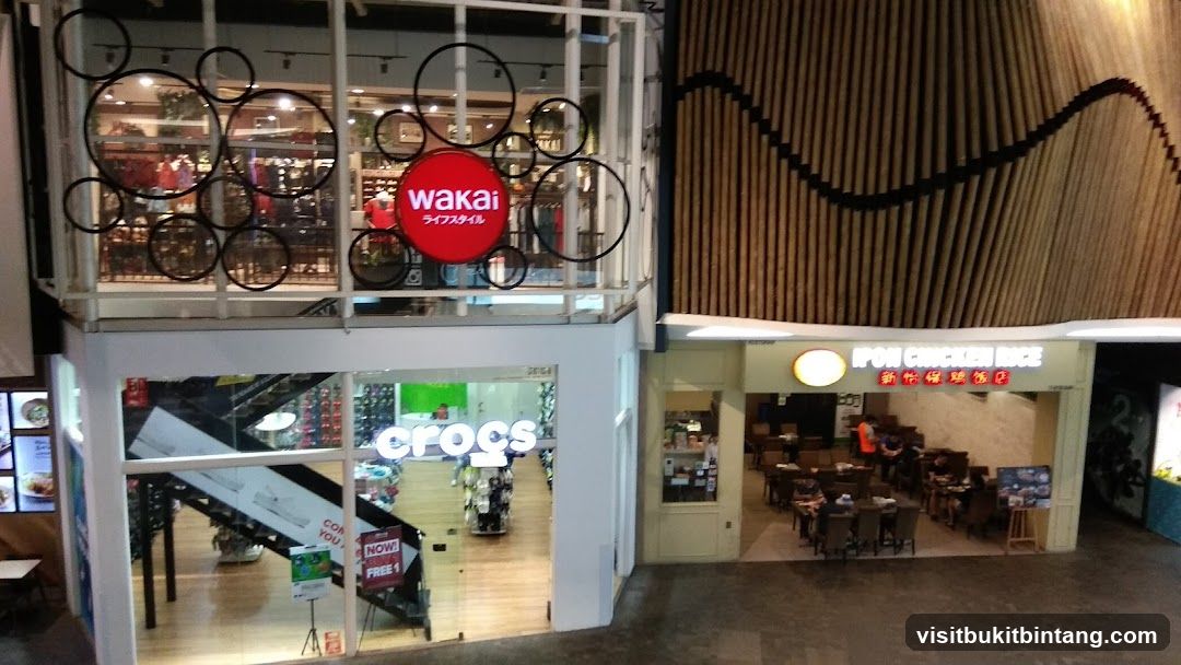 Retail Stores and Restaurant