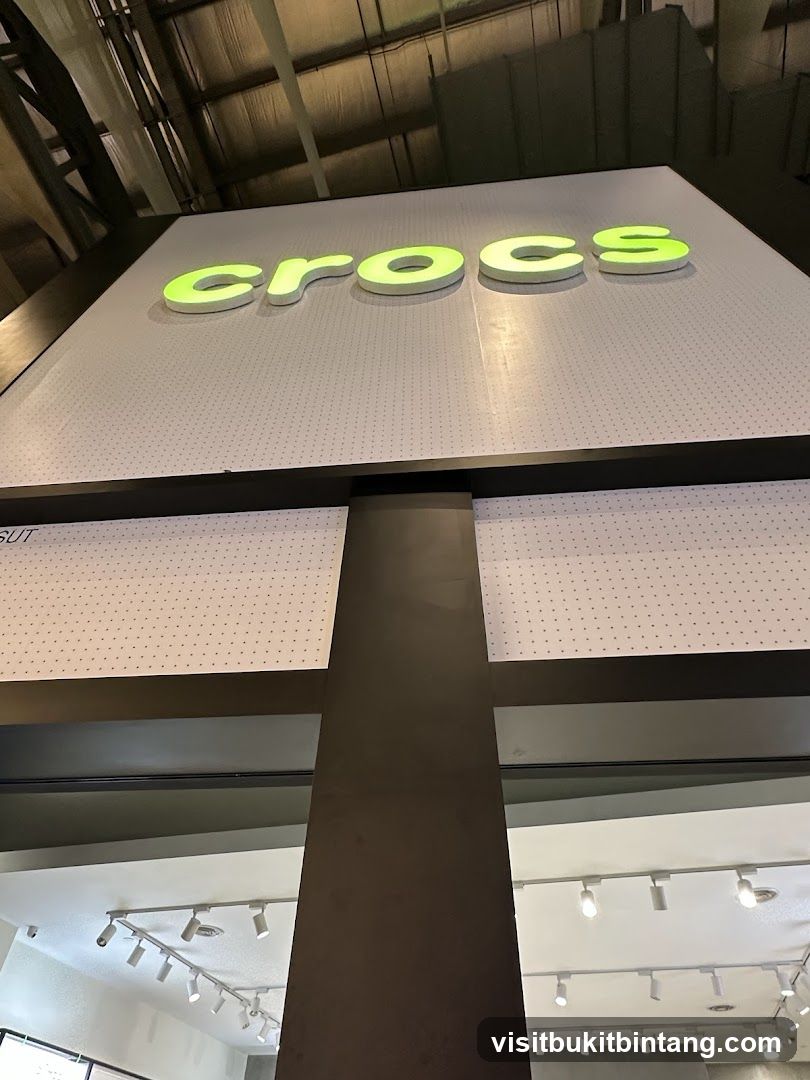 Crocs Mid Valley