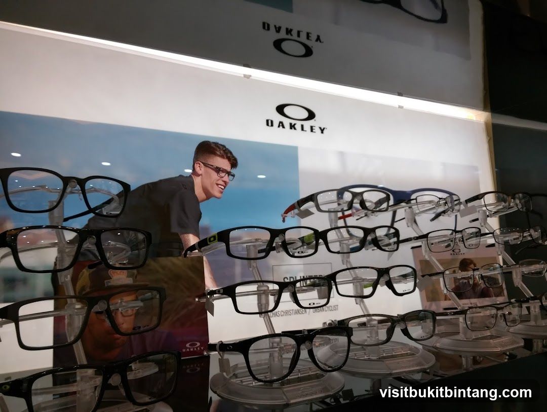 Oakley Eyeglasses Display