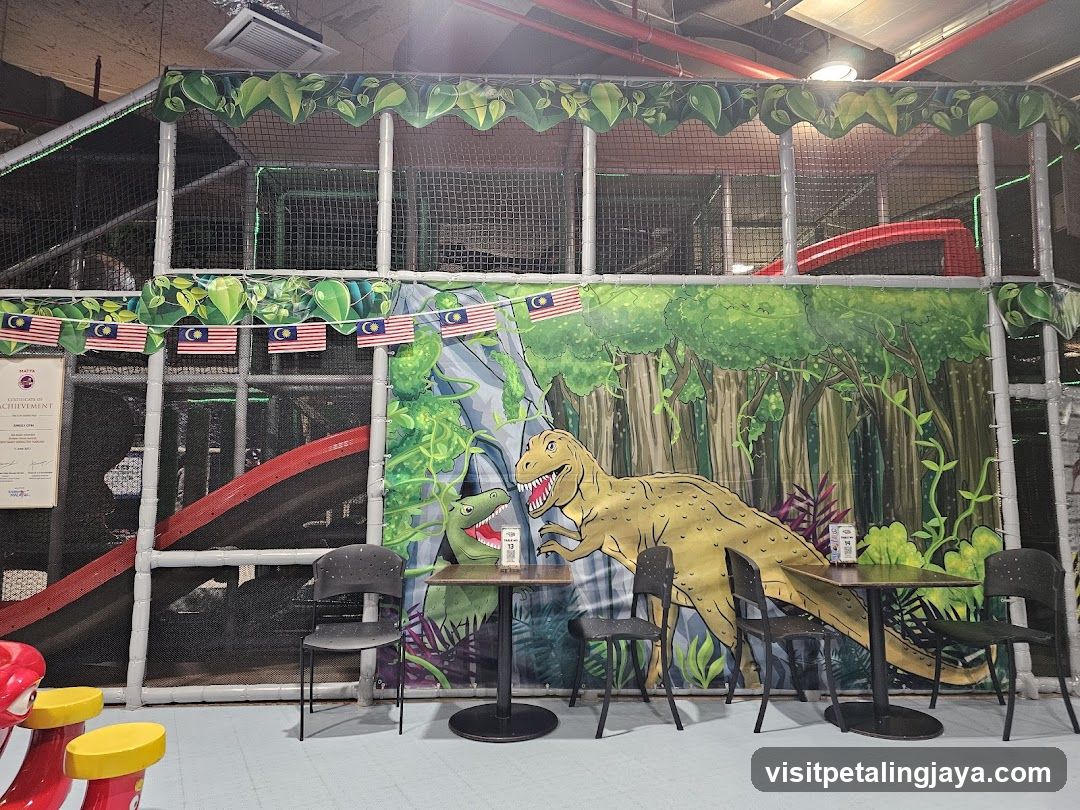 Dinosaur Themed Indoor Play Area