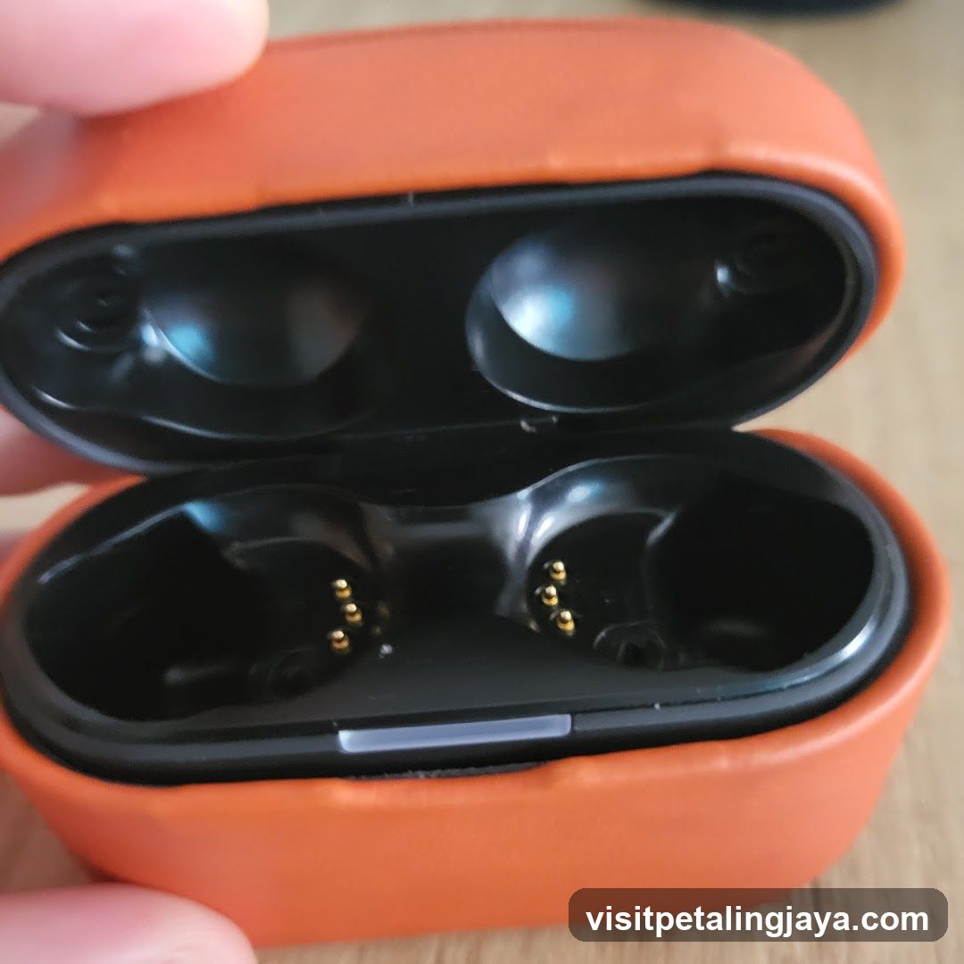 Wireless Earbuds in Charging Case