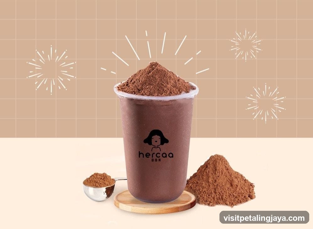 Cocoa Drink with Powder Topping