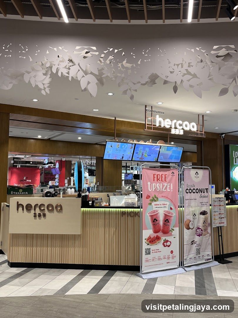 hercoo shop interior and ads