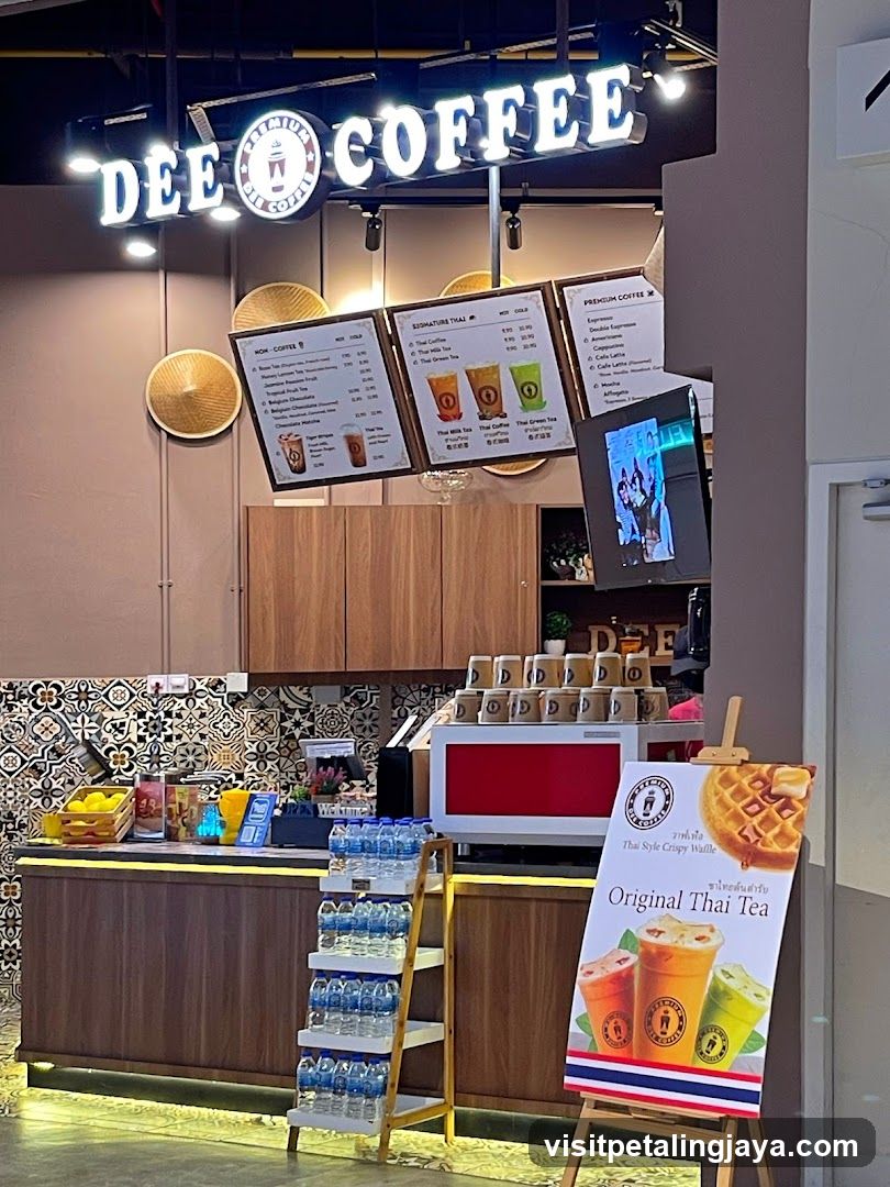 Dee Coffee Shop Interior