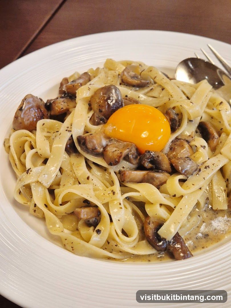 Mushroom Fettuccine with Egg Yolk