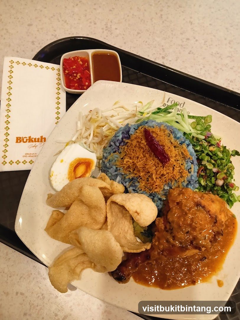 Nasi Kerabu with Chicken