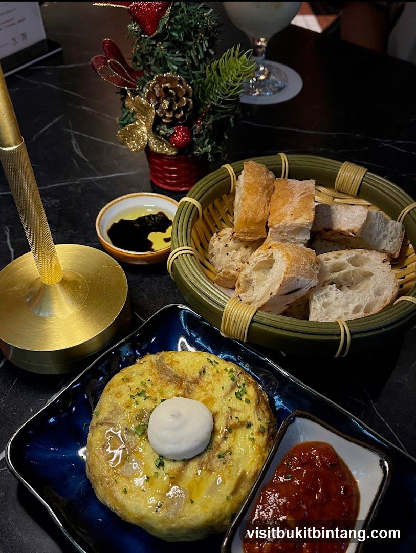 Spanish Omelette with Bread and Dips