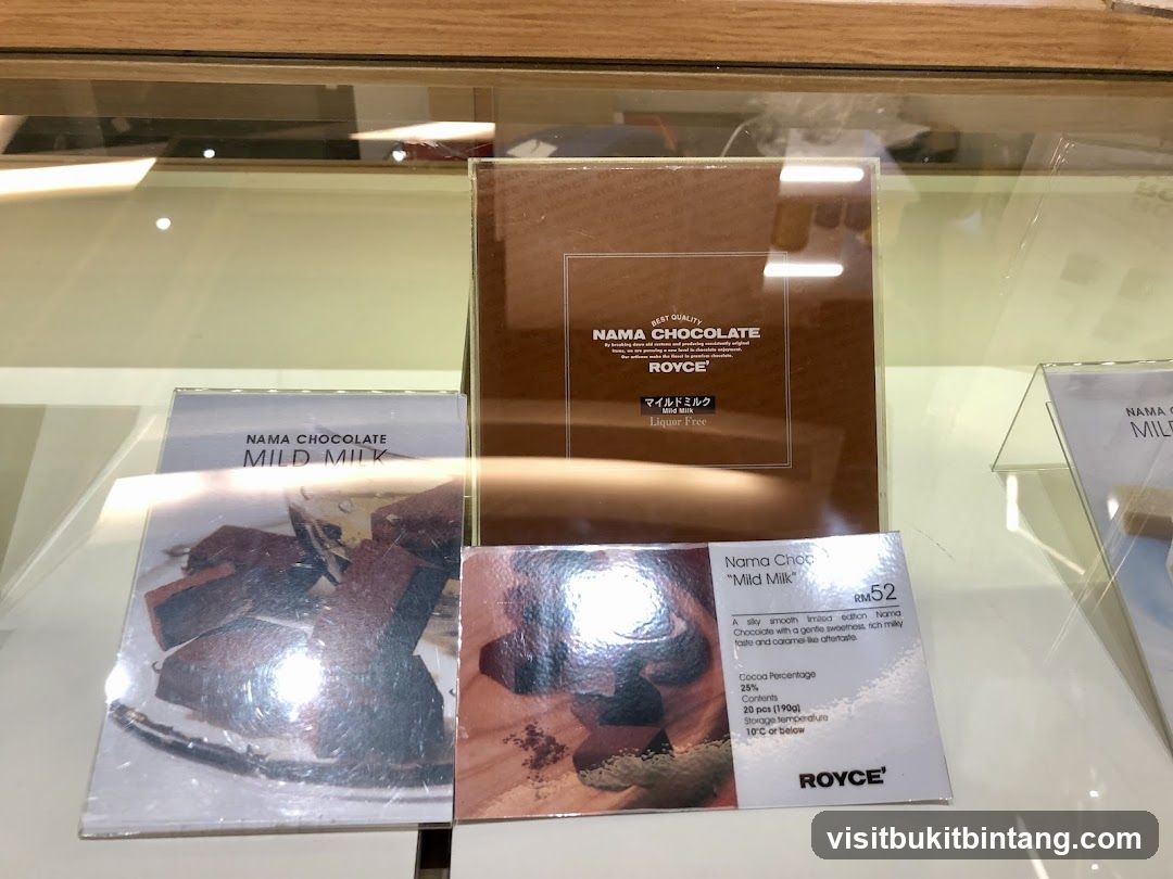 ROYCE' Nama Chocolate Display