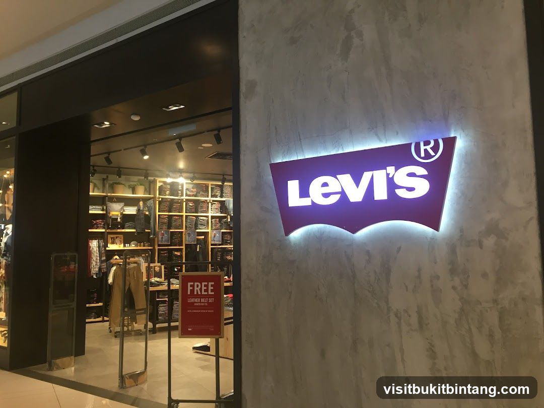 Levi's The Gardens Mall