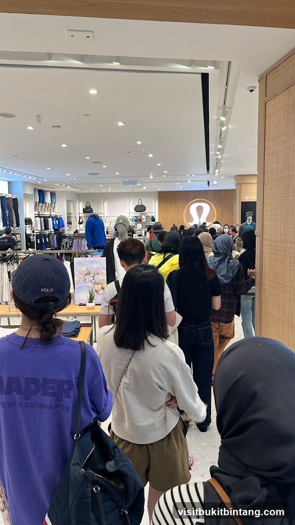 Lululemon Store Interior
