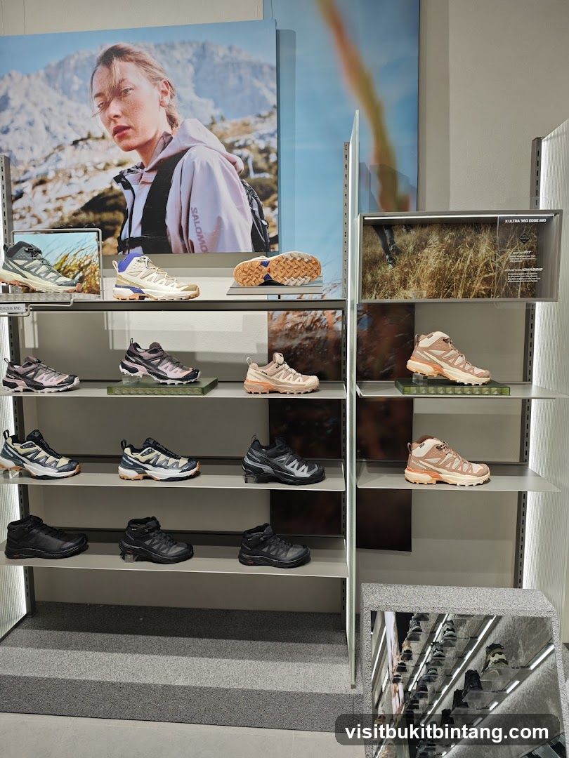 Salomon Footwear Display