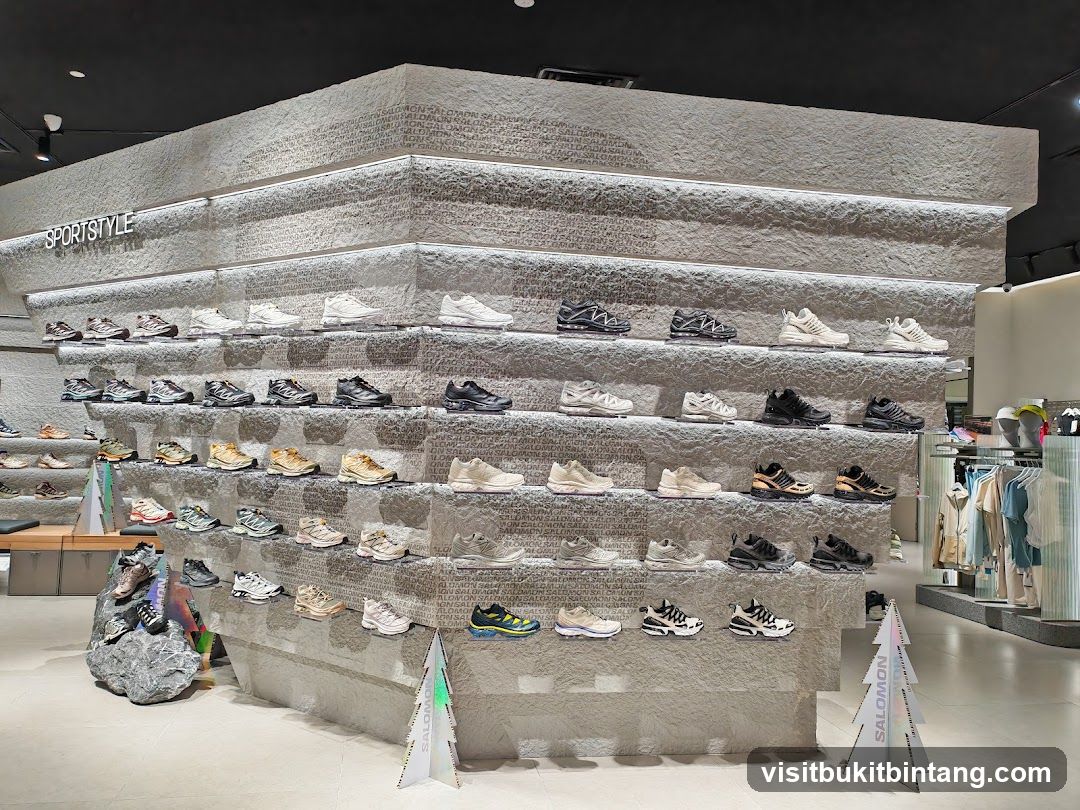 Sportstyle Shoe Display